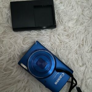 Canon Vibrant Blue Camera with Black Charger